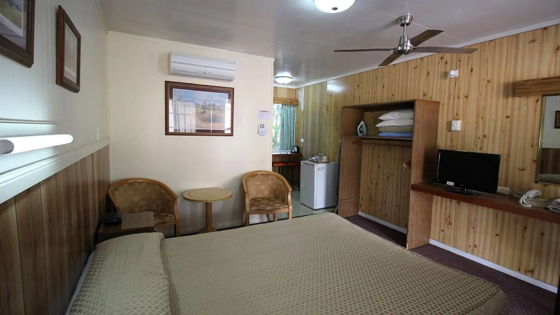 ***  Atherton Hinterland Motel Australia